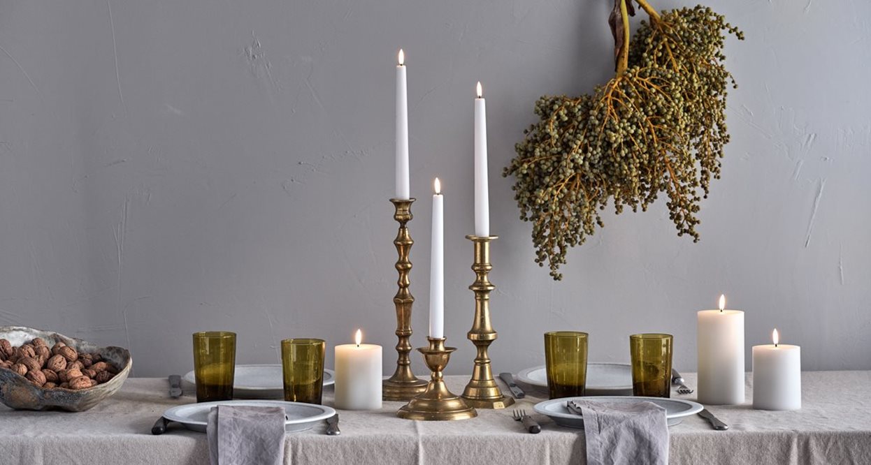 Classic Taper Candles W2,3 x H25 cm - Nordic White