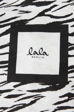 Lala Berlin - Tote Maja Canvas - White black tiger
