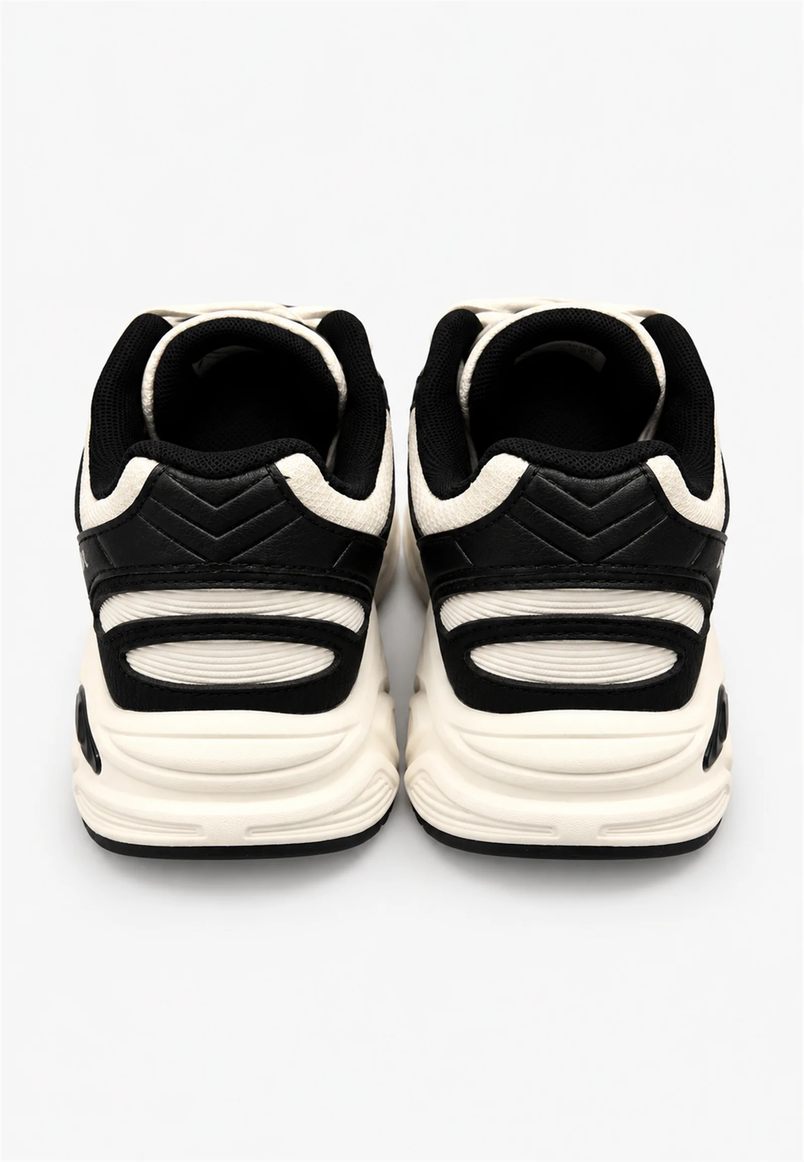 Aankl - Black/White - FORUDBESTILLING