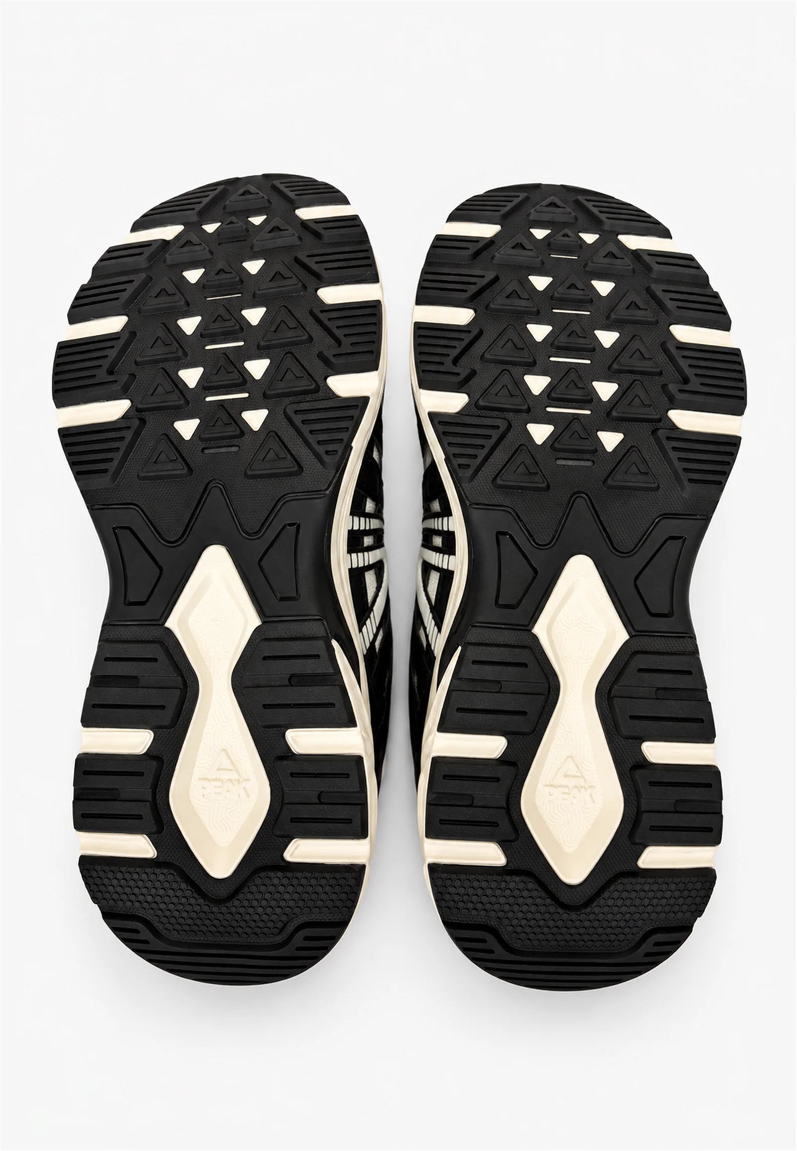 Aankl - Black/White - FORUDBESTILLING